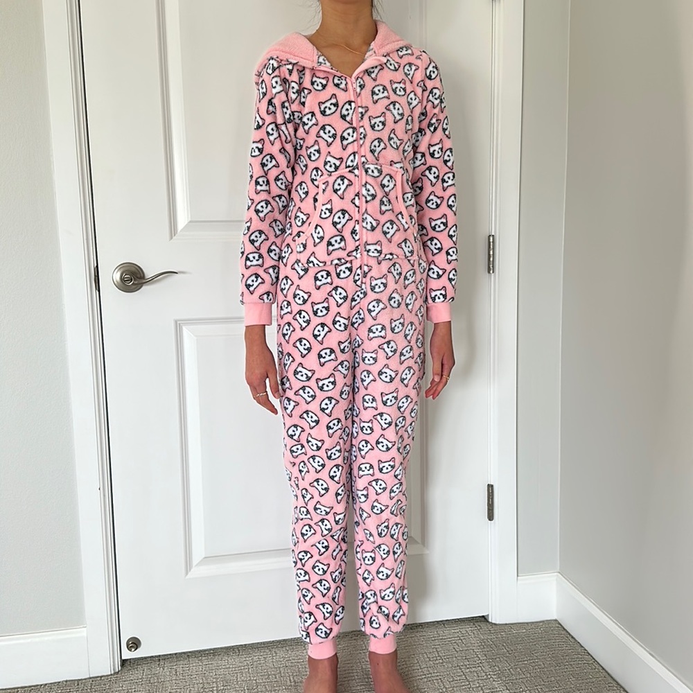 Fleece onesie - Sz 13/14 Forever 21